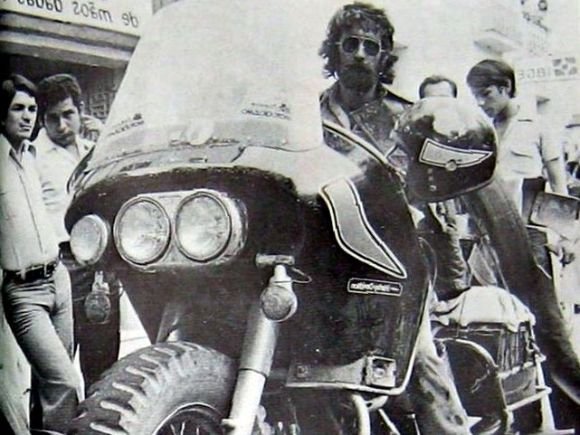 A Primeira Moto na Transamazônica - GAU